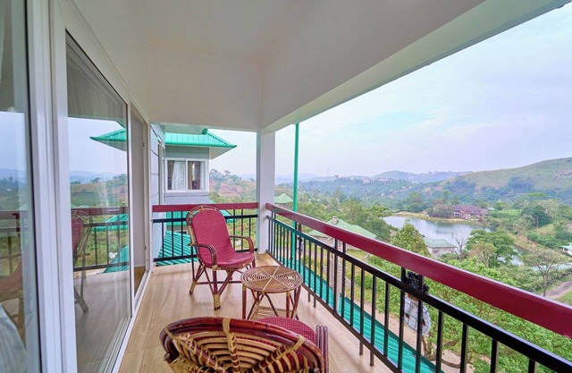 Priyas Villa Vagamon by VOYE HOMES