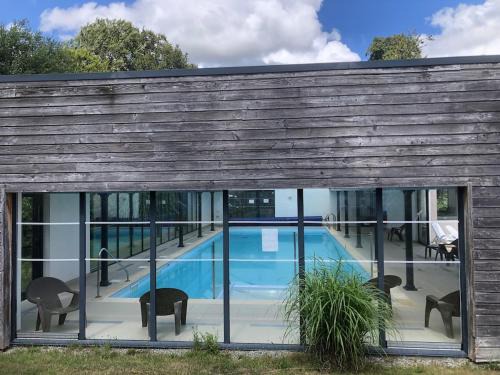 Proche Lorient Maison - Piscine- Golf