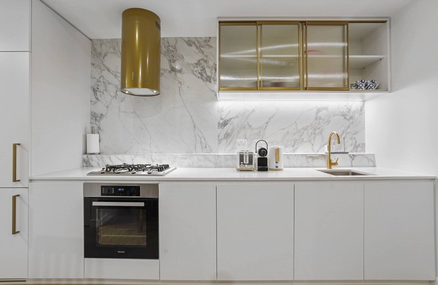 Promenade - Prime Box Hill CBD Modern Luxury