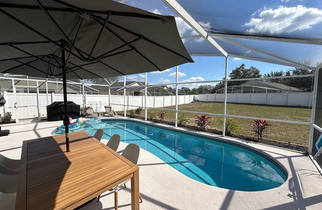 PROMO August 20% off! 5 bed/3bath/private pool-Disney/Universal
