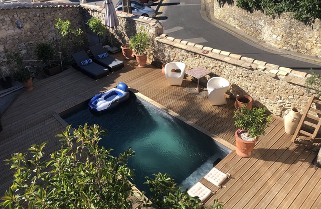 Promotion Pour Juillet - Aout 2021: Belle Maison de Village Dans le Calme Absolu