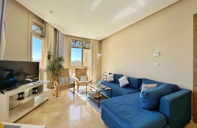 Proper & Plush 1 BDR Mangroovy Free Pool & Beach Access