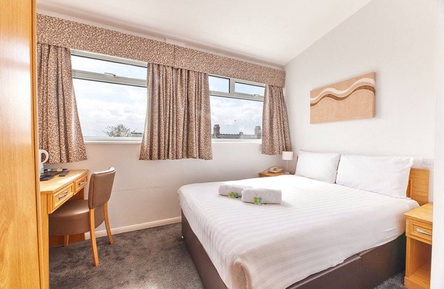 Properties Unique |Dene Rooms Double 32