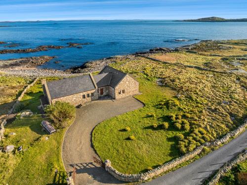 Property 464 - Claddaghduff