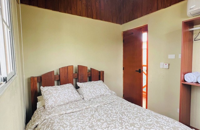 Propiedad de fácil acceso, jacuzzi y piscina climatizada en Jarabacoa.