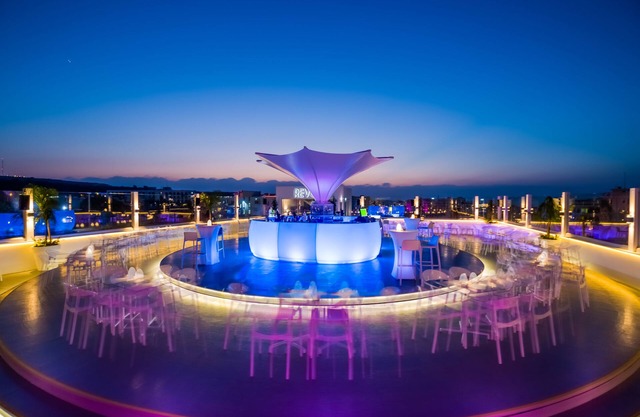 Protaras Plaza Hotel