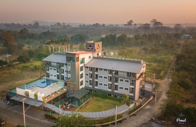 Proud Khaoyai