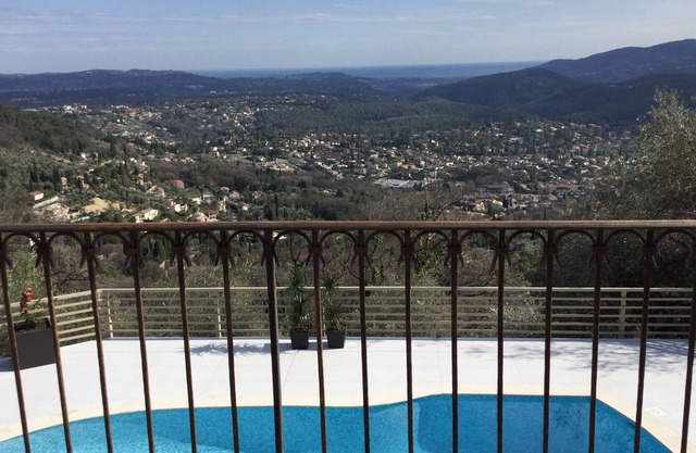 Provencal style house with exceptional and unobstructed views