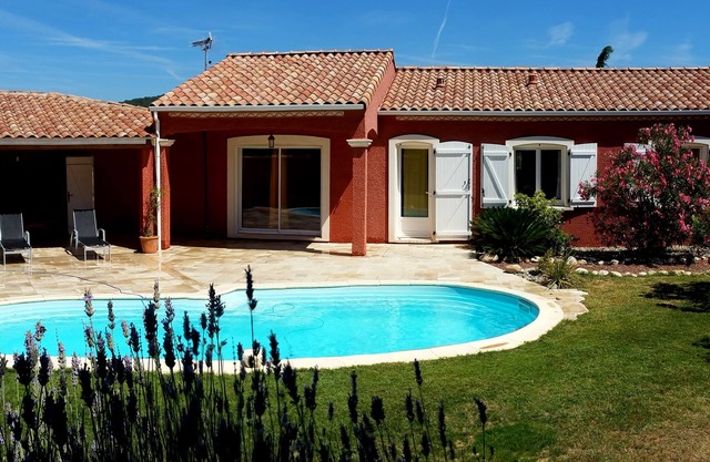 Villa provenzal 6 personas - piscina privada en el corazón de los viñedos de Corbières