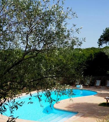 PROVENCE VAR Bel appartement 2 pièces indépendant dans un Magnifique Domaine