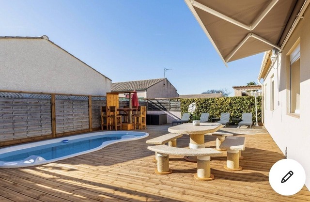 Providencia 8 pers jacuzzi privado, piscina privada, a 15 minutos del mar,