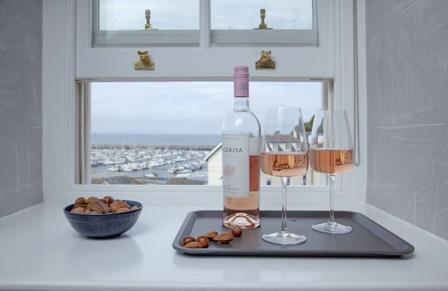 Provident, Maritime Suites - a suite that sleeps 2 guests in 1 bedroom