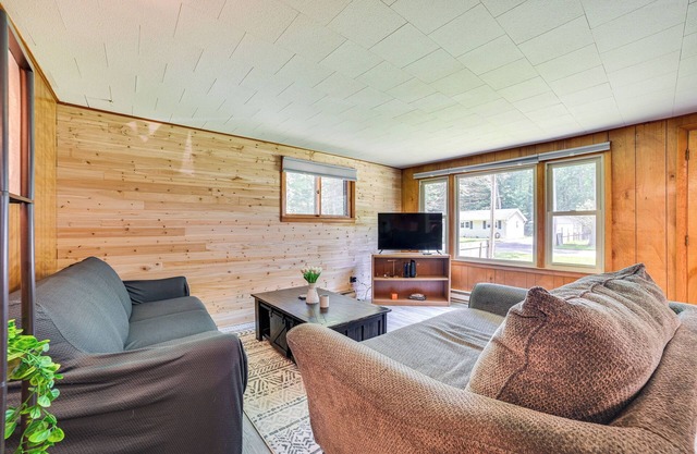 Prudenville Family Home w/ Game Room & Fire Pit!