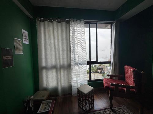 Ps CRIB PREMIUM STAY - NEAR ROPEWAY