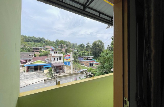 Pudan Residence Parapat By Helocus