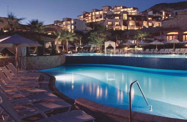 Navidad y Año Nuevo en Cabo! 31 de diciembre-7 de enero