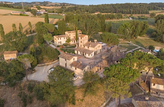 Pulciano Apartments
