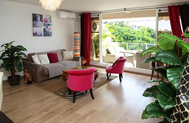Punauia Quiet apartment with sea view