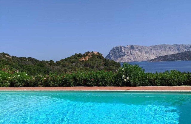 Punta Est Trilocale Soppalco con Terrazza Vista Mare