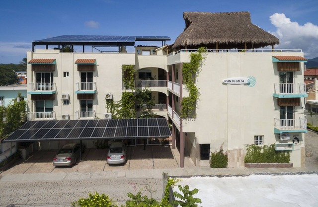 Punto Mita Eco Surf Suites & Café