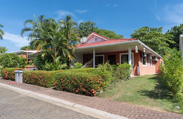 Villa Pura Vida! Club frente al mar,seguridad 24/7