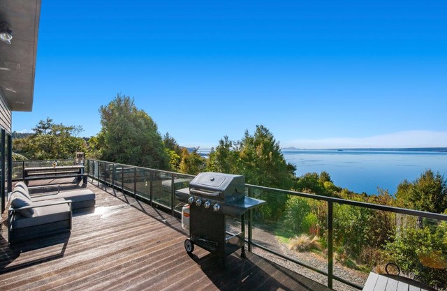 Puratoke Rise and Shine - Pukawa Holiday Home