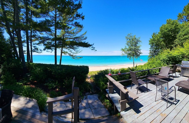 Pure Lake Michigan Cottage Getaway Health retreat/Wellness at it's BEST.