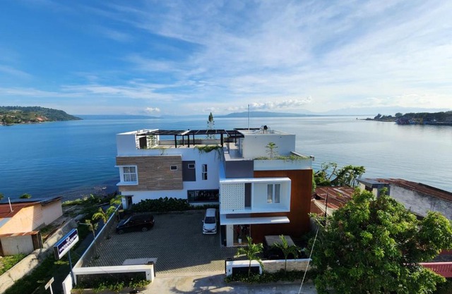 PURNAMA BALIGE HOTEL