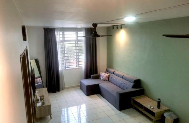 Putatan Platinum Apartment with Pool
