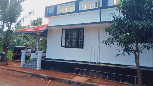 Puthooramveed home stay
