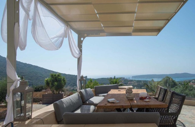 PyleanBlue villas