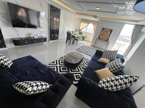 Pyramids Panorama Suites