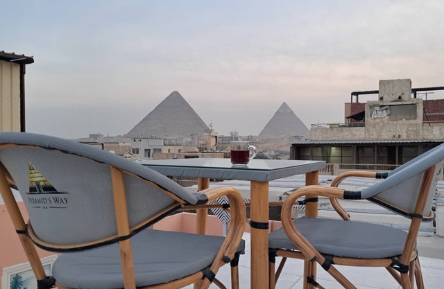 Pyramids way inn