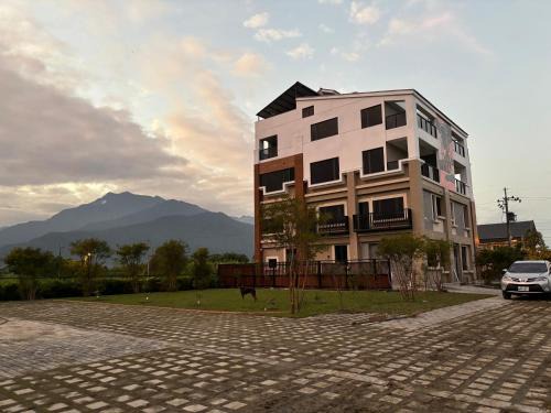 Qilai Fenghe B&B