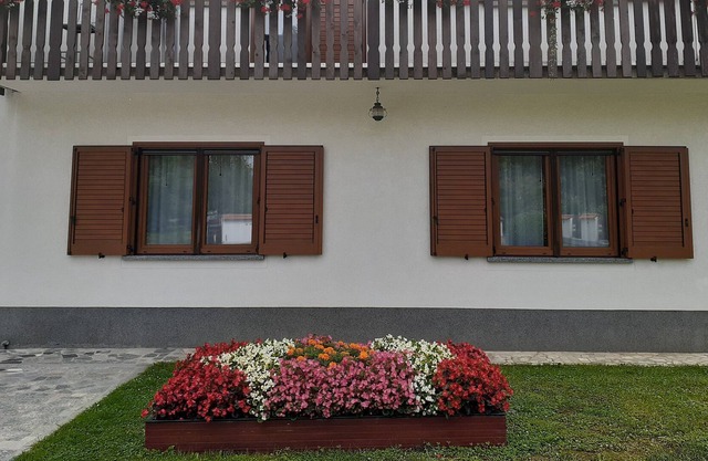 Habitación cuádruple con balcón.