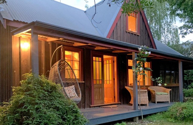 Quail Farm, Colonial charm