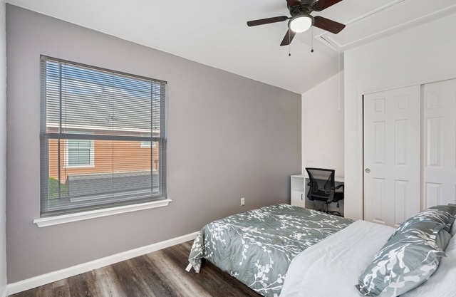 Quaint 2BD2B Condo Fully Furnished-Amazing Patio