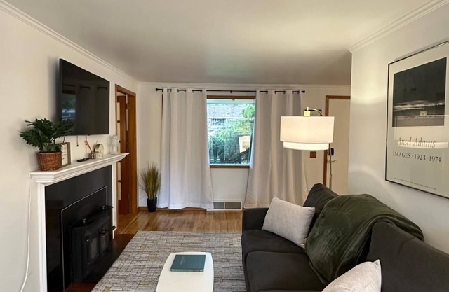 Quaint 3-bed home boasts indoor/outdoor living
