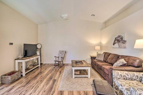 Quaint and Welcoming Kanab Home with Patio!