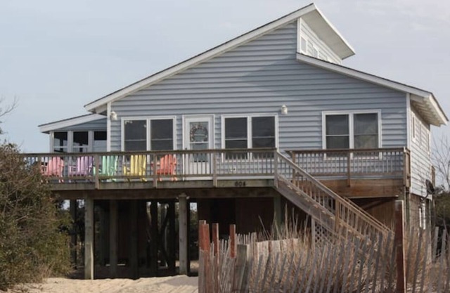 Quaint Beach Cottage in 4WD-OBX