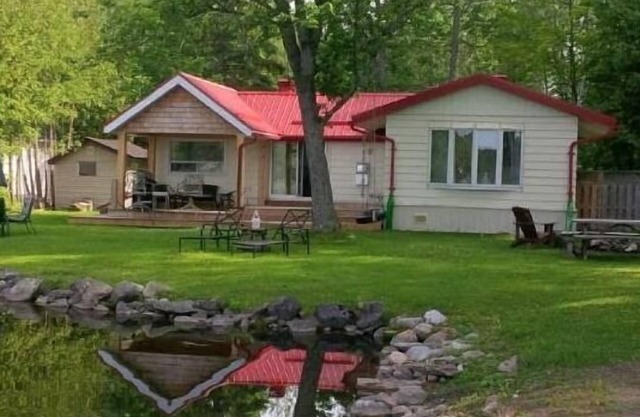 Chemong Lago Alquiler Cottage - Kawartha Lakes