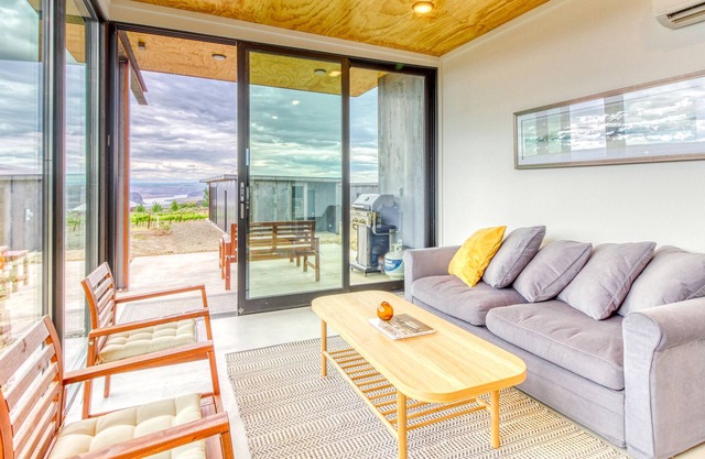 Vista al río, pintoresca y moderna casa con patio - a pie de Cave B & Gorge Amphitheater