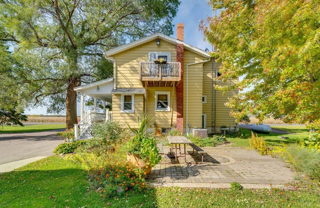 Quaint & Family-Friendly Watertown Farmhouse!