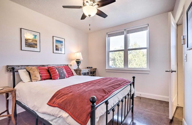 Quaint Kanab Casita - 3 Mi to the Heart of Town!