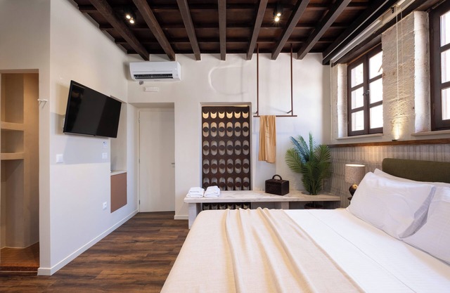 Qualia Slowlife Suites
