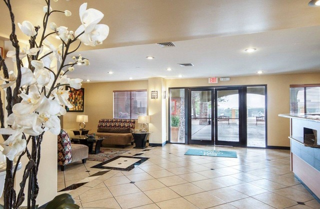 Quality Inn Airport East