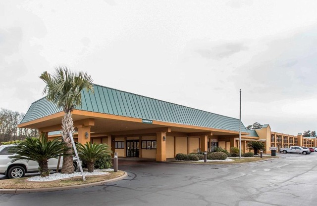 Quality Inn Savannah Midtown