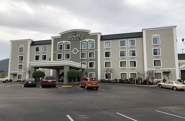 Quality Inn & Suites