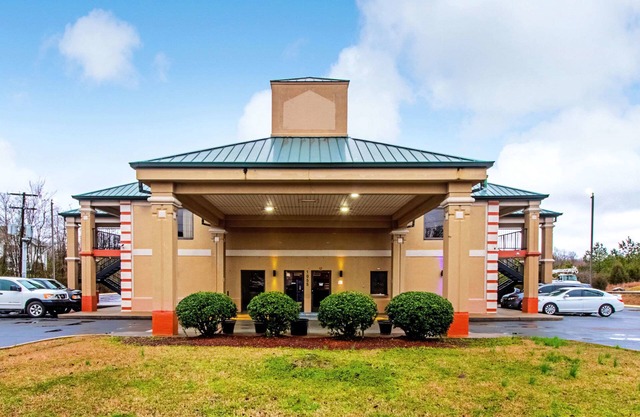 Quality Inn & Suites