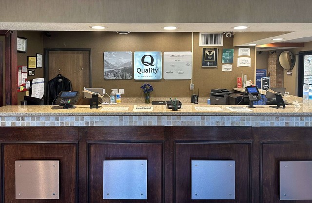 Quality Inn & Suites Sun Prairie Madison East